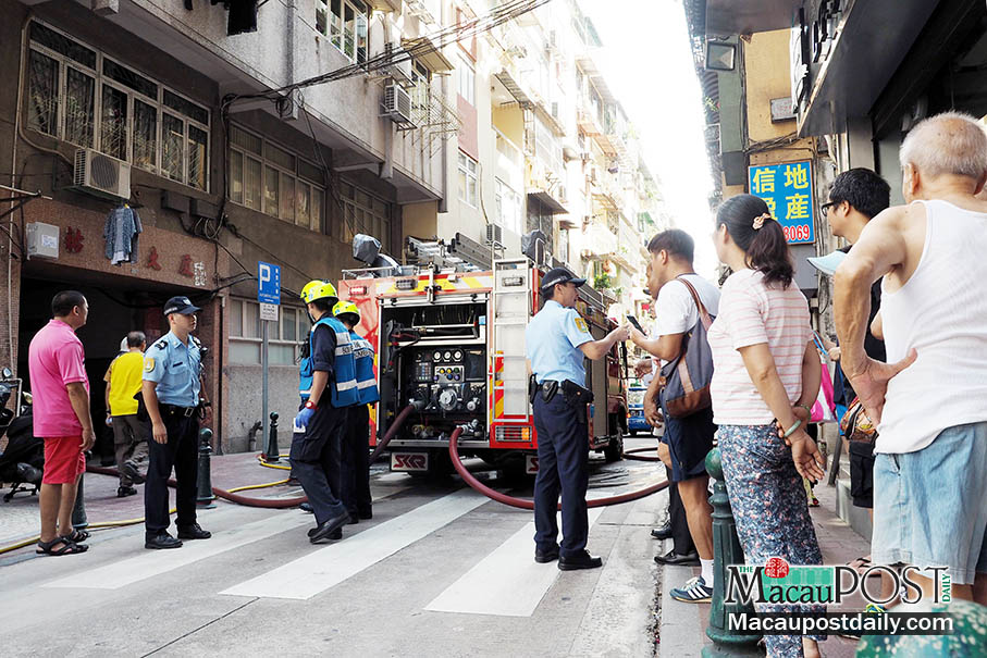 Girl suffers hydrogen sulphide poisoning: firemen