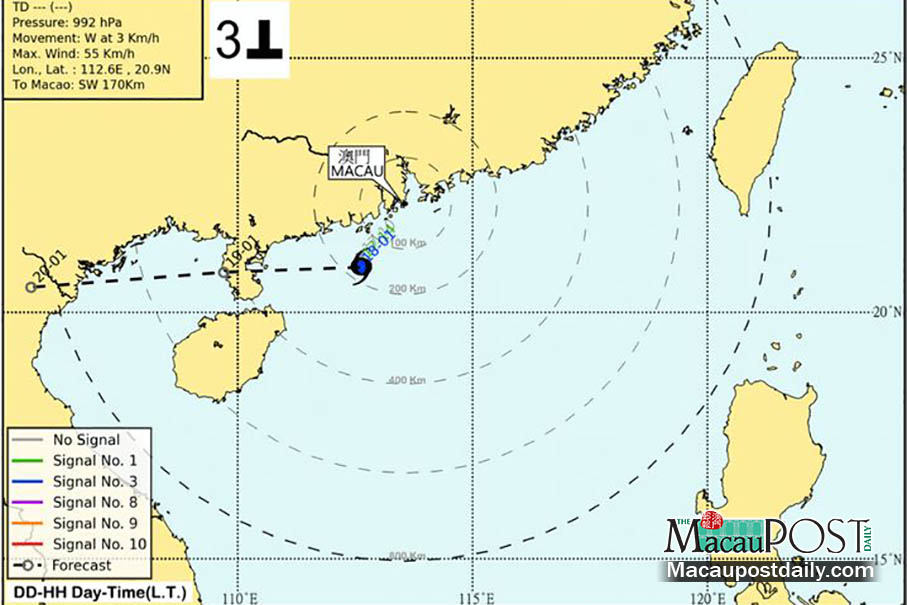 No.3 storm warning signal is up