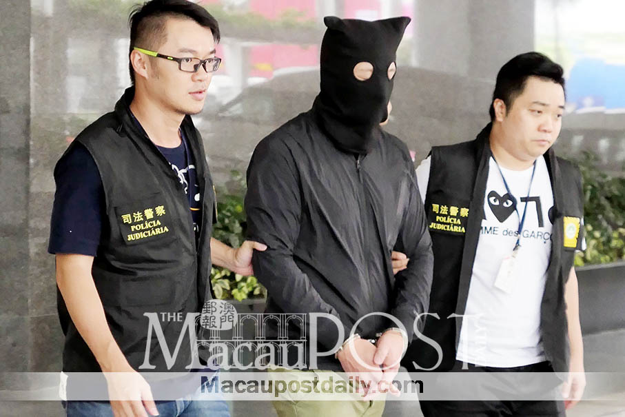 Mongolian nabbed for shopping with stolen credit cards