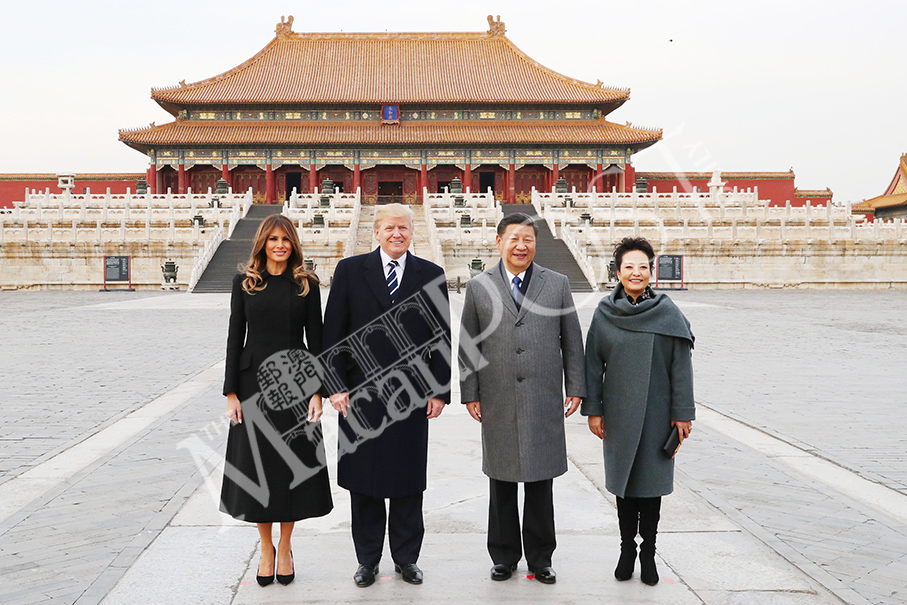 Xi gives Trump warm welcome  with Forbidden City tour 