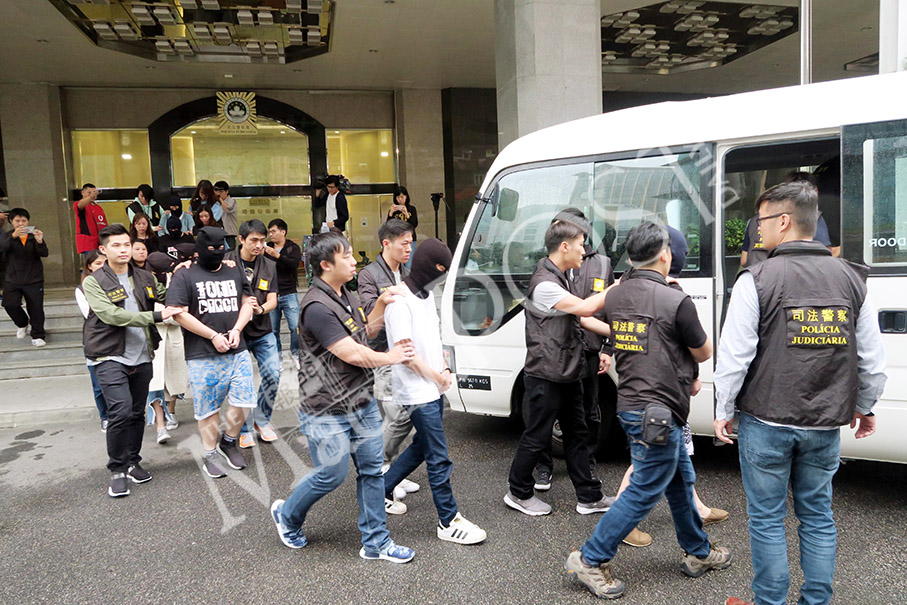 Police bust scam gang – 2 victims lose  over HK$10 million