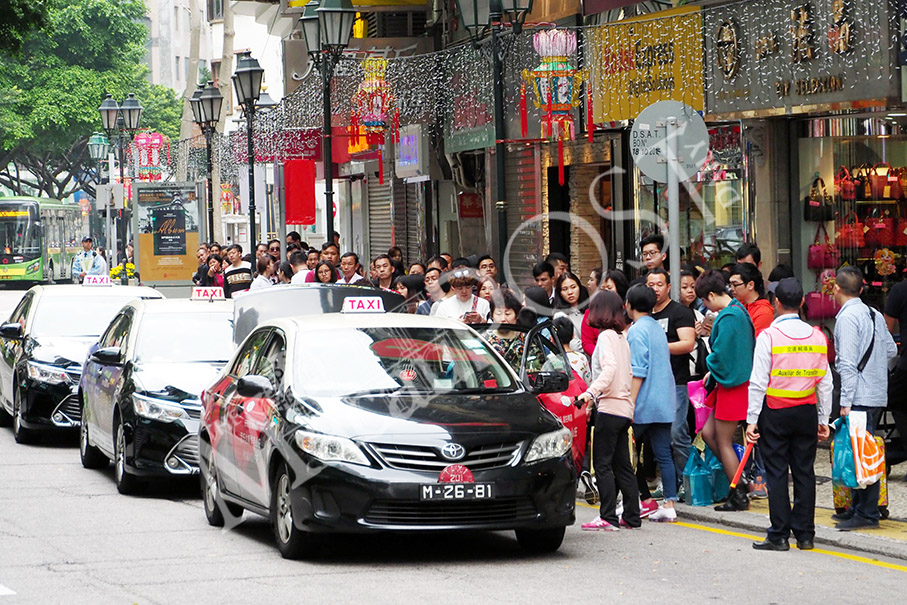 254 taxi offences recorded during CNY: police