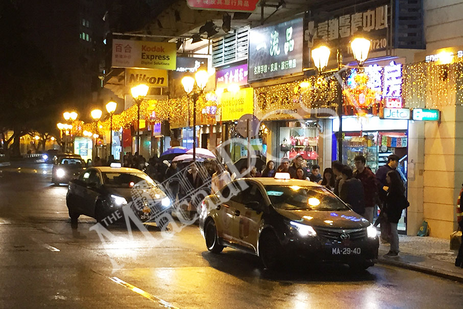 352 taxi offences recorded during CNY: police