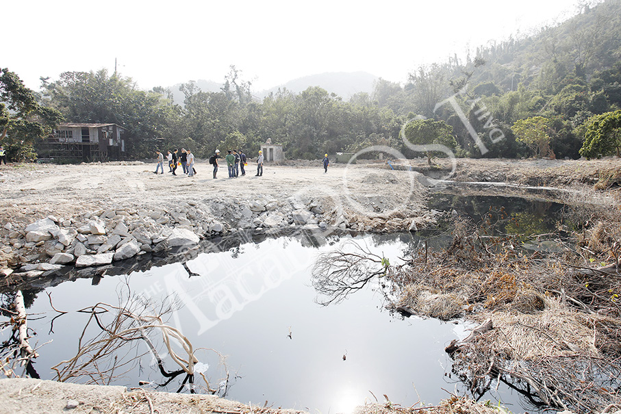 Govt clamps down on illegal  reclamation in Hac Sa