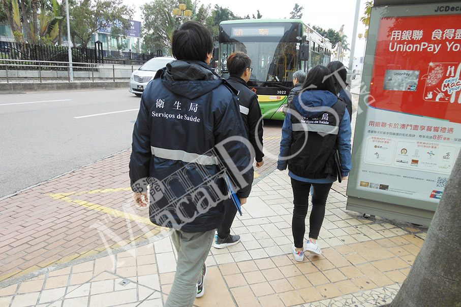 149 fined for smoking at bus stops in Q1