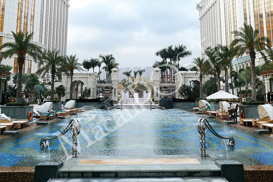 Floating stage and cabana,  Banyan Tree’s poolside wedding venue