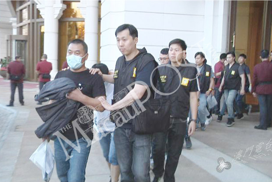 Police bust 28 illegal casino money changers