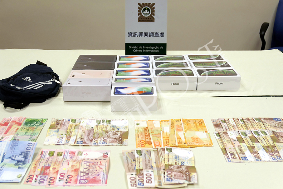 Police bust 3 ‘members’ of Malaysian  credit card fraud gang