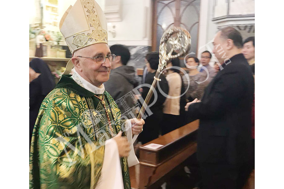 Cardinal Filoni visits Macau, celebrates Mass