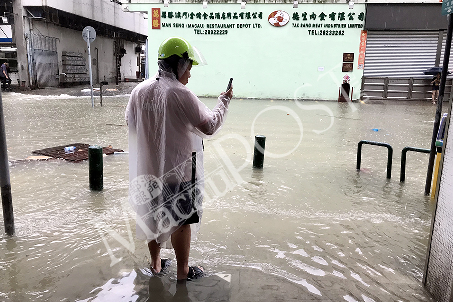 Typhoon Wipha spares Macau but causes floods