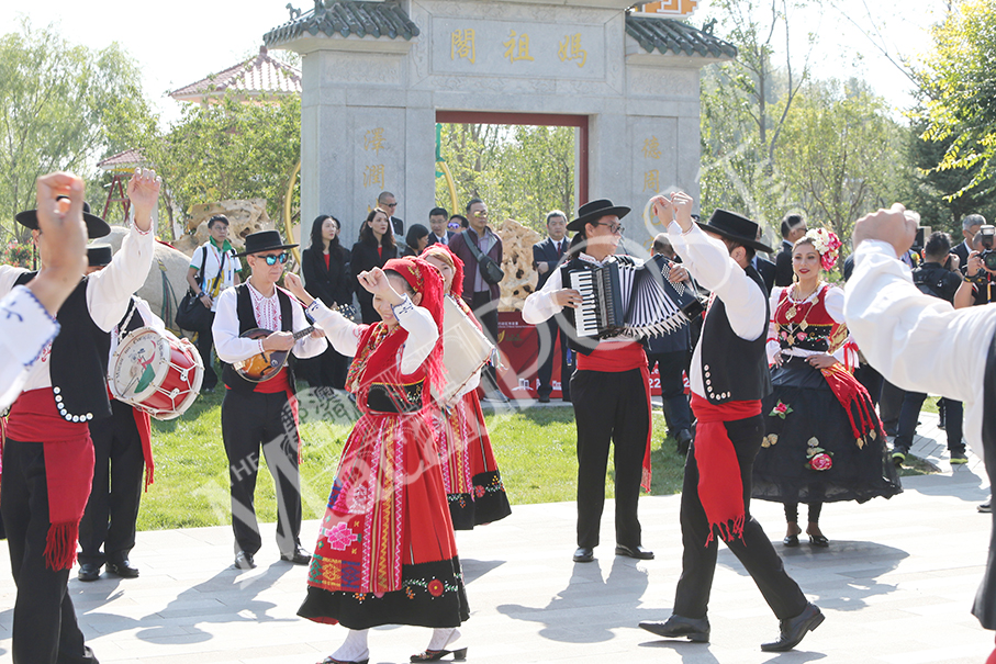 Beijing horticultural expo marks ‘Macau Day’ 