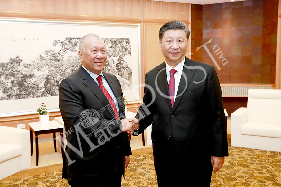 Xi praises Macau’s first CE Edmund Ho 