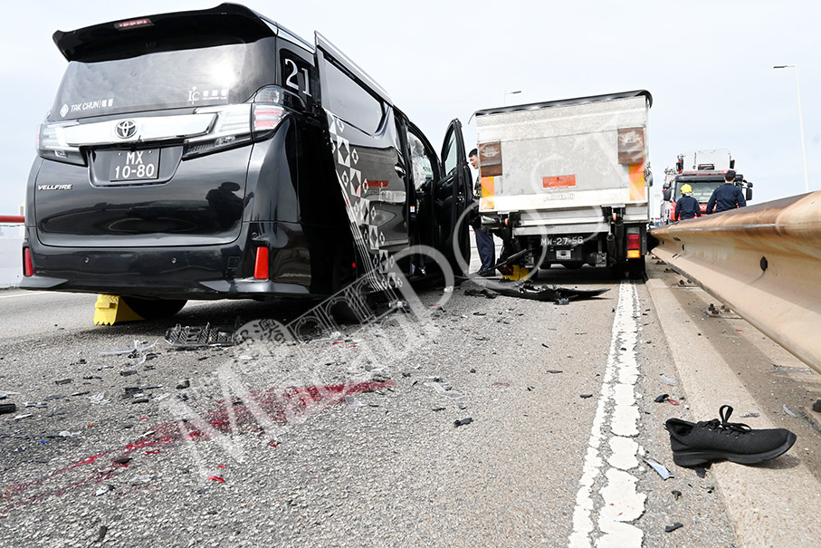 Vietnamese worker, 20, dies in Friendship Bridge traffic accident 