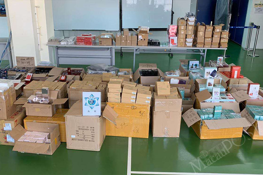 Customs seizes haul of 5-million-patacas worth of parallel trading 