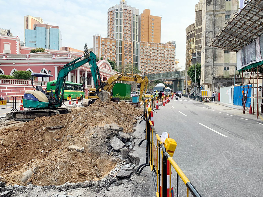 Av. Praia Grande near S. Francisco Garden closed for roadworks from today: DSAT