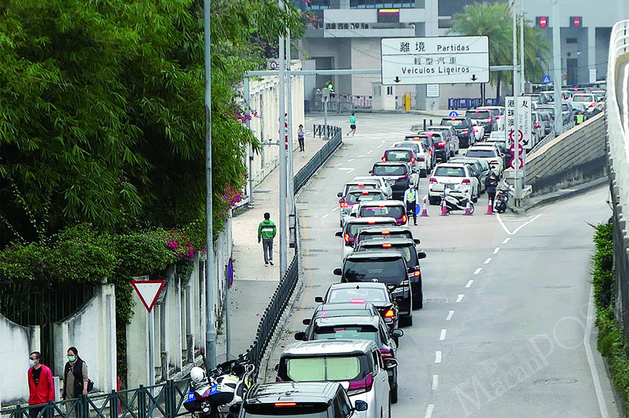 Zhuhai restricts entry of vehicles from Macau