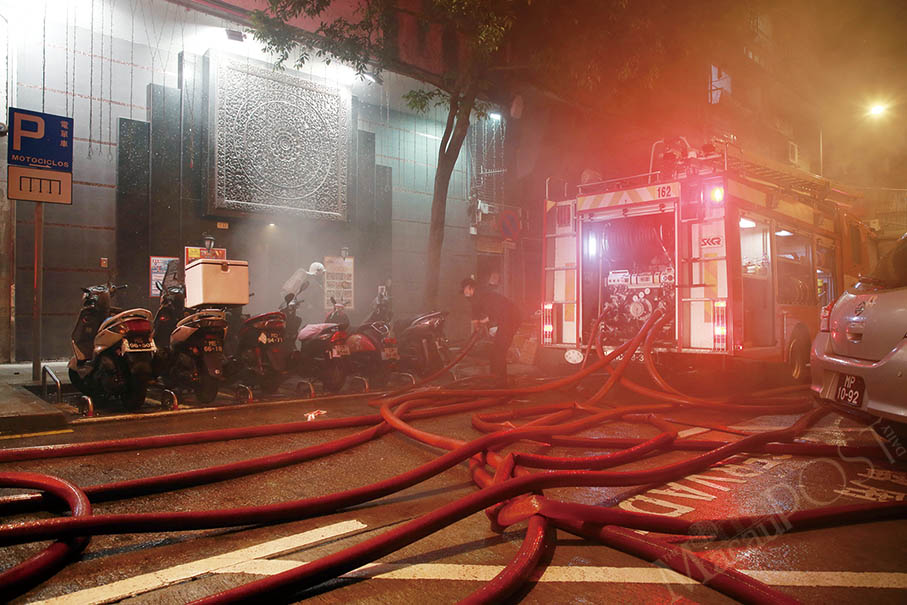 Thai restaurant kitchen gutted by smoky & smelly fire