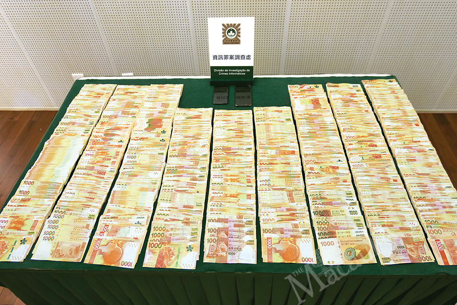 Mainlander nabbed for involvement in 13 million pataca credit-for-sex scam