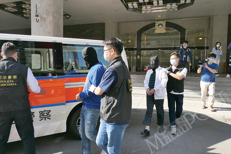 Duo cheat woman out of 500,000 yuan in gambling scam: police  