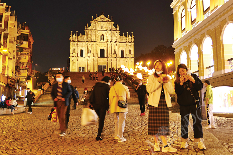 Macau logs highest daily record of visitor arrivals in 11 months on New Year’s Eve