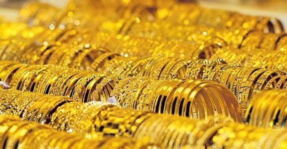 Gold jewellery imports rise 640 pct in February 