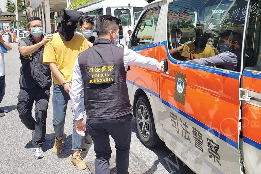 Macau, Zhuhai police nab 4 people-smuggling suspects