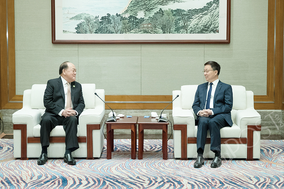 Vice Premier Han meets MSAR Chief Executive Ho