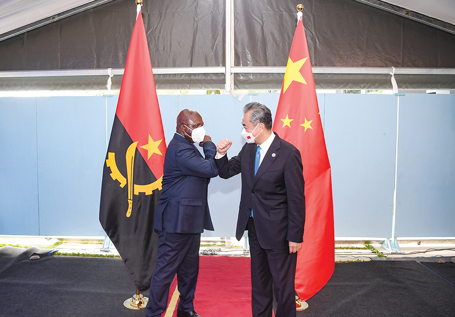 China ready to deepen mutually beneficial cooperation with Angola: Wang