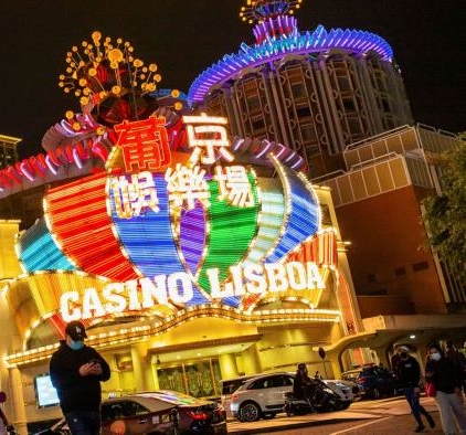 Casinos' receipts tumble 68 pct in April, steepest fall since Nov 2020