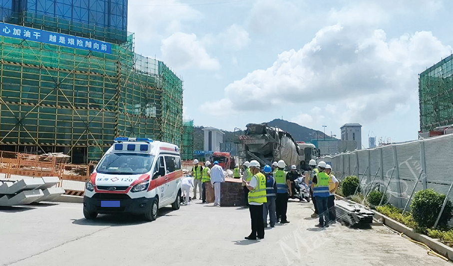 Worker dies after hit by cement mixer truck in Hengqin