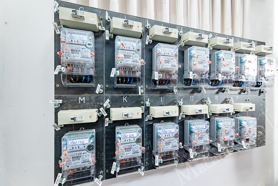 CEM installs over 100,000 smart meters