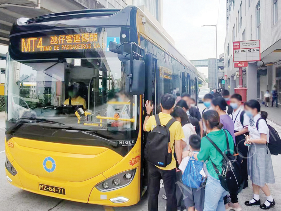 Only 110,000 public bus passengers per day in July: govt