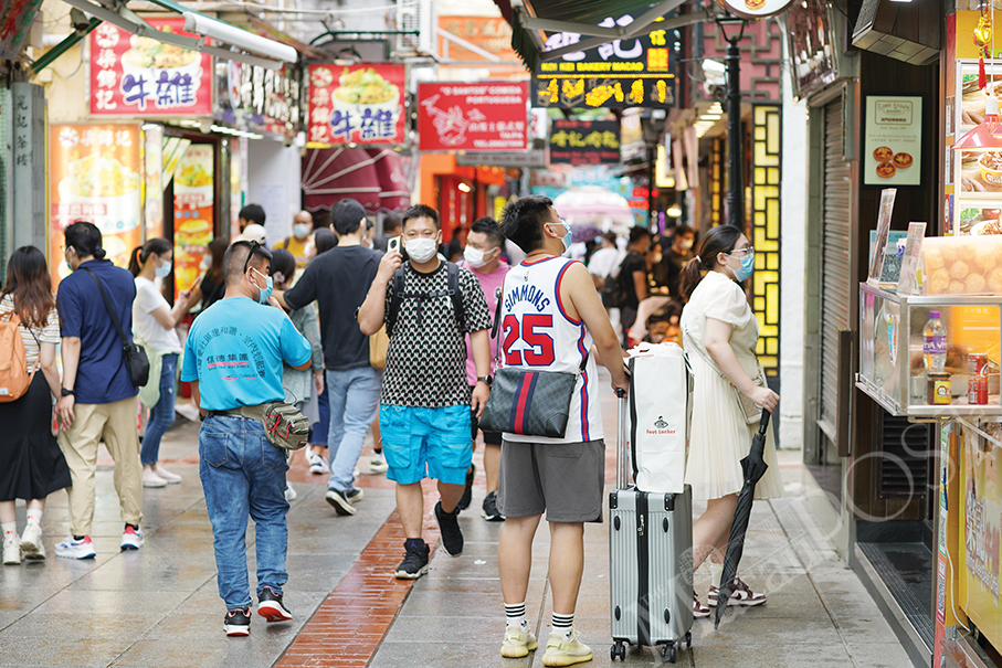 Macau welcomes 182,000 visitors over Golden Week holiday