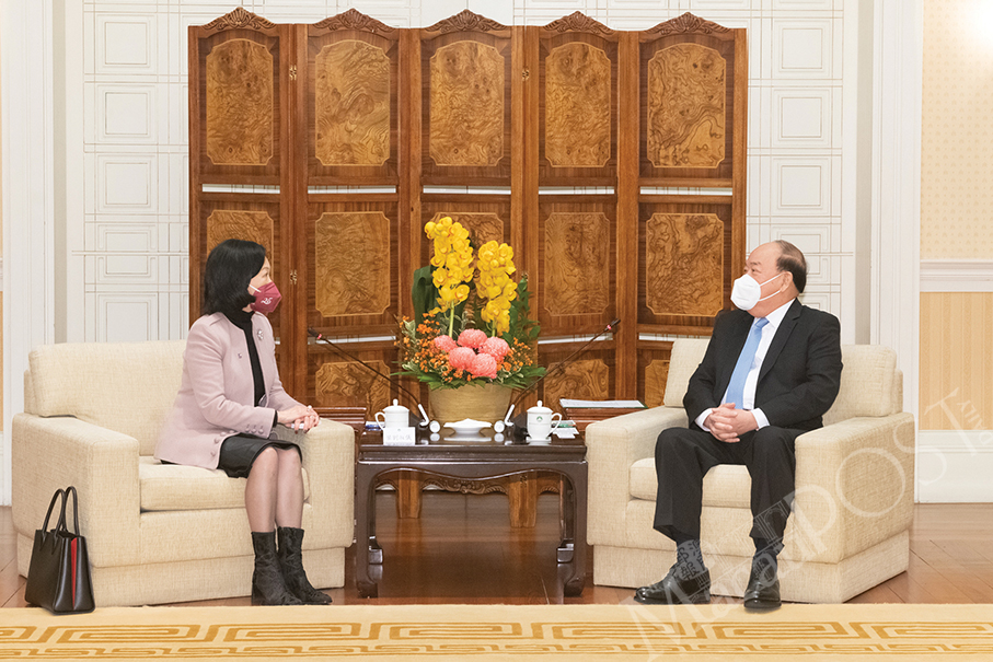 CE meets Regina Ip to exchange views on cooperation: GCS