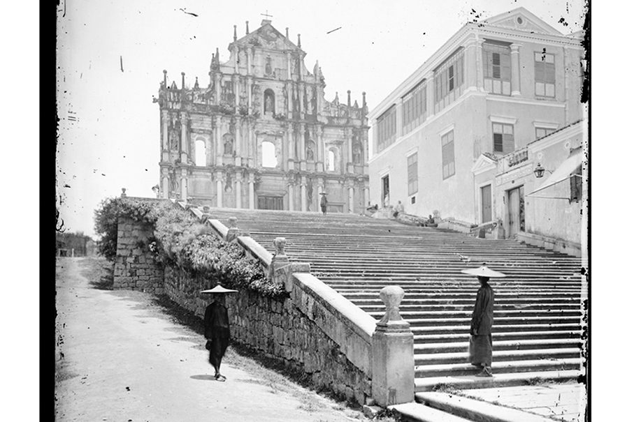 Ruins of St. Paul’s in the Seasons