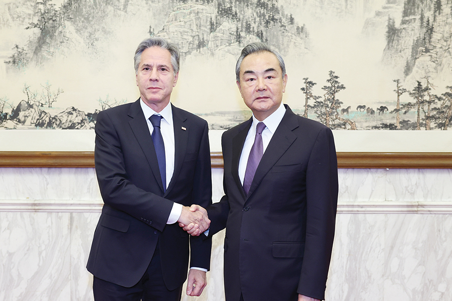 Wang meeting Blinken calls for dialogue & cooperation  