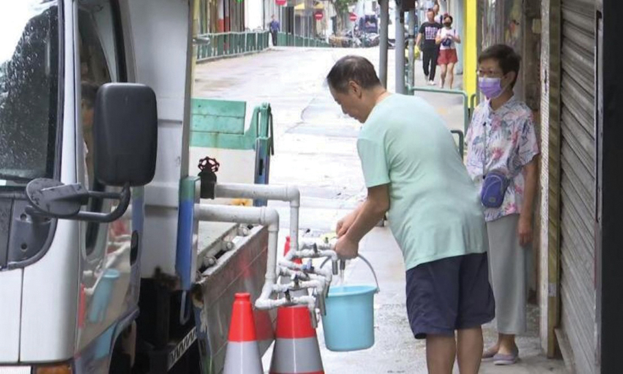 Macao Water starts repairing burst water pipe 