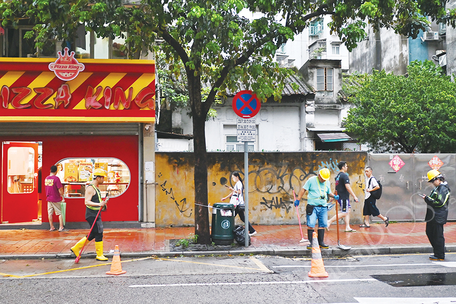 Typhoon Talim spares Macau during 14 ½-hour No.8 signal 