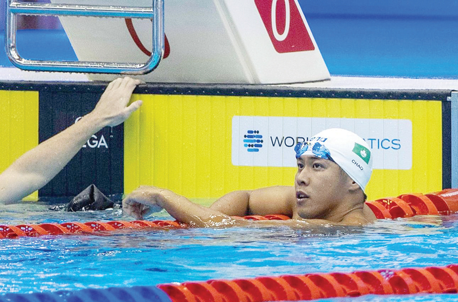 Local swimmer breaks Macau record in Chengdu