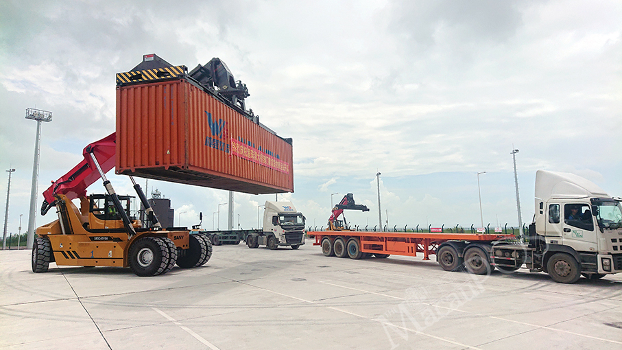 HZMB cargo transfer station opens, enabling HK-Macau land cargo transport