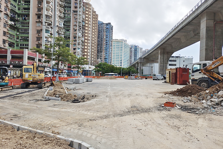 Govt setting up first open-air public carpark near Jockey Club