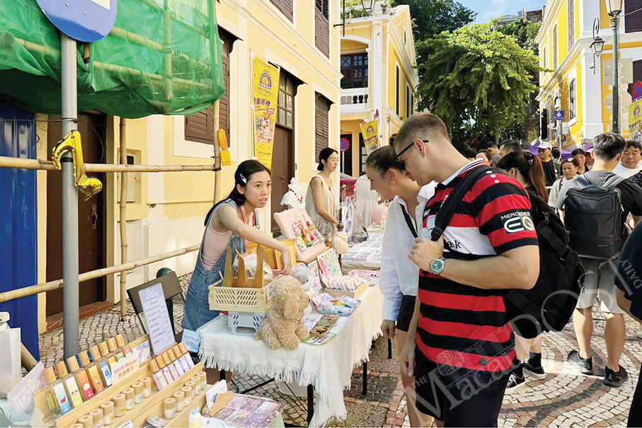 Month-long Ferreira de Almeida Festival draws visitors to old district