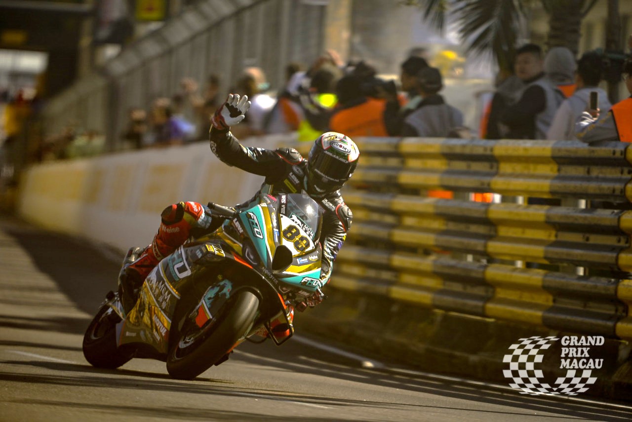 Britain's Hickman wins Macau Motorcycle Grand Prix 4th time 