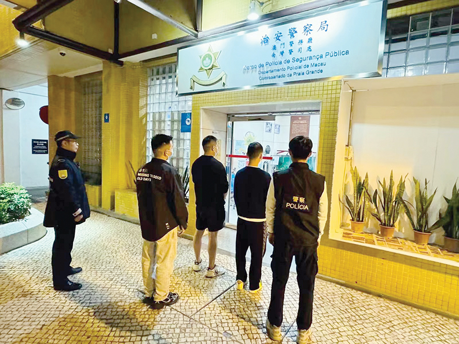 2 male thieves from mainland turn out to be sex workers