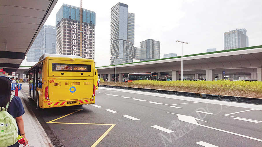 2023 daily bus passenger average close to pre-pandemic level