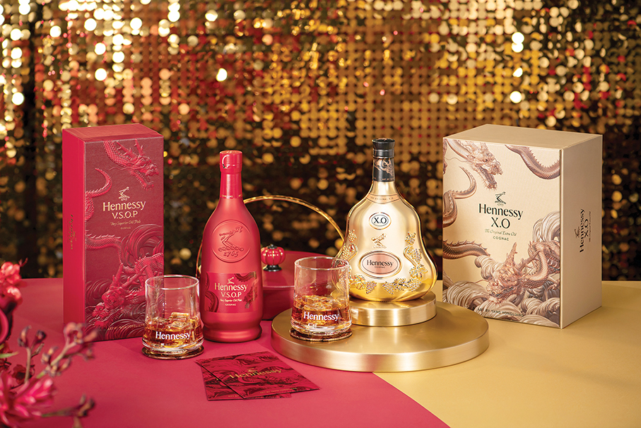 Hennessy launches limited-edition collection with Yang Yongliang