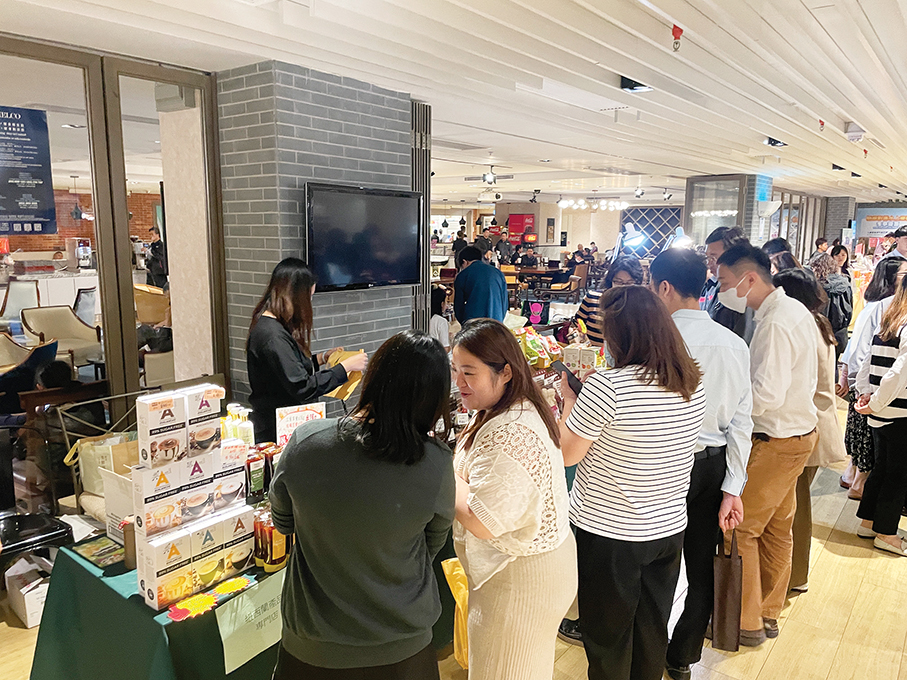 Melco SME roadshow makes 9 million patacas for SMEs & NGOs 