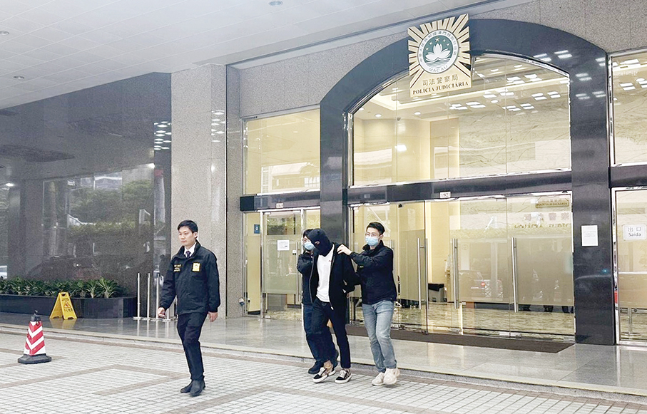 6 nabbed for loan-sharking, victim falsely imprisoned for 9 ½ hours: police