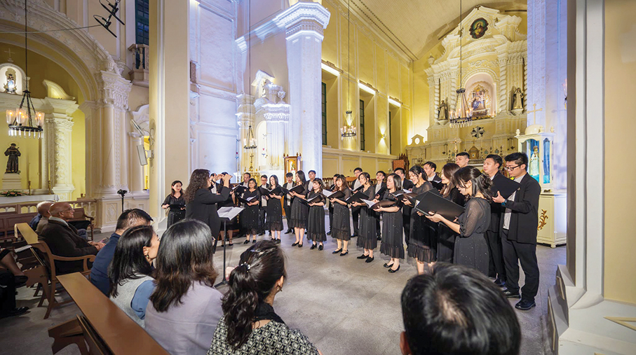 Local choir Dolce Voce presents 2 concerts