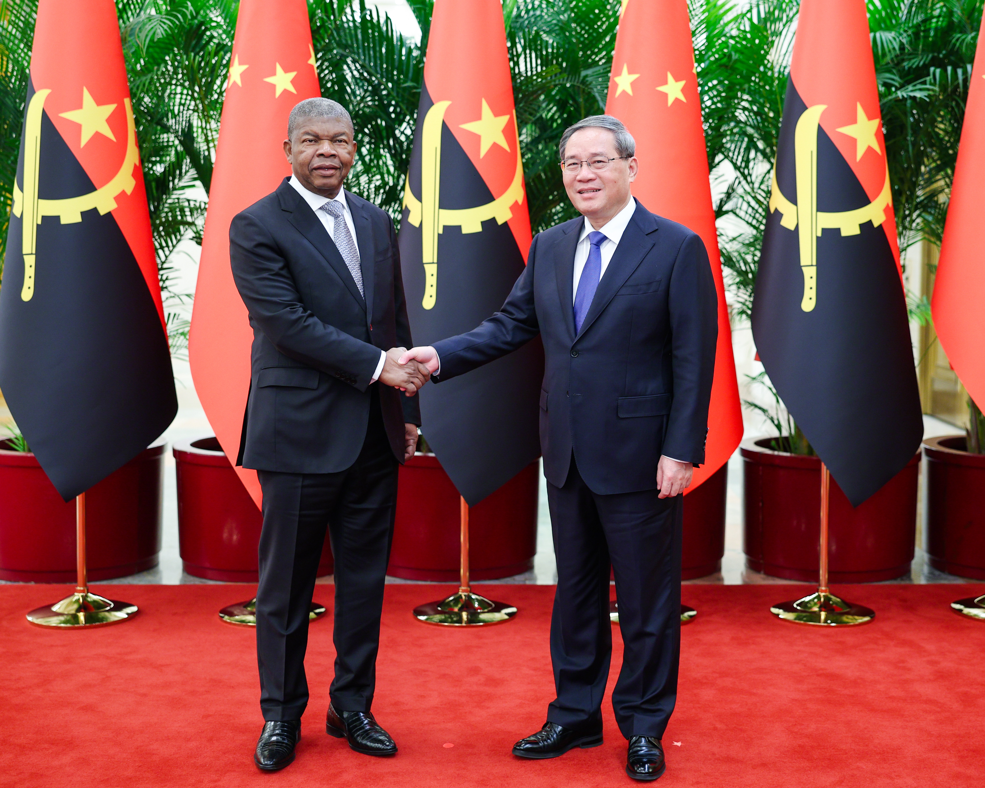 Chinese Premier Li, Angolan President Lourenço call for deepened political mutual trust